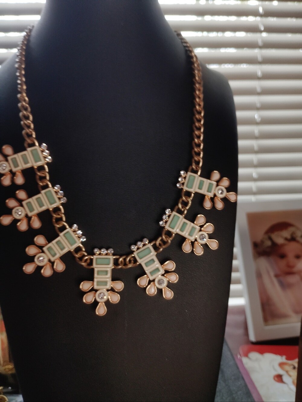 Vintage Signed Plunder Statement Mint and Gold Floral Pendant Necklace